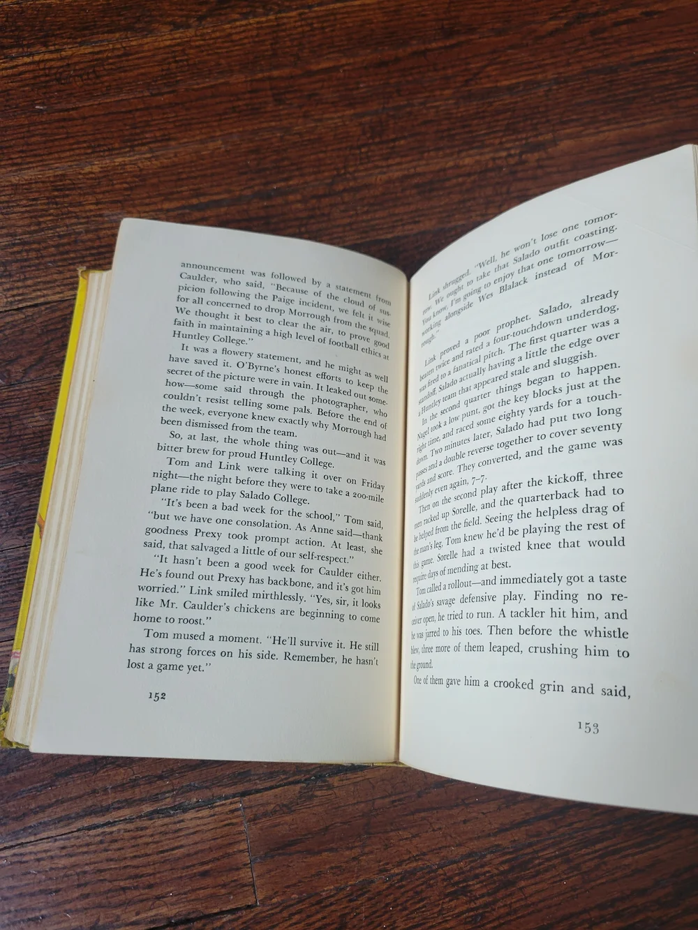 Vintagr GOAL LINE BOMBER by Nelson Hutto Literature/Sports Book